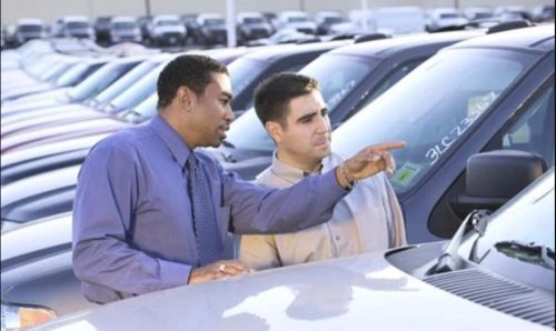 Vì sao người Mỹ thích thuê ôtô hơn mua?